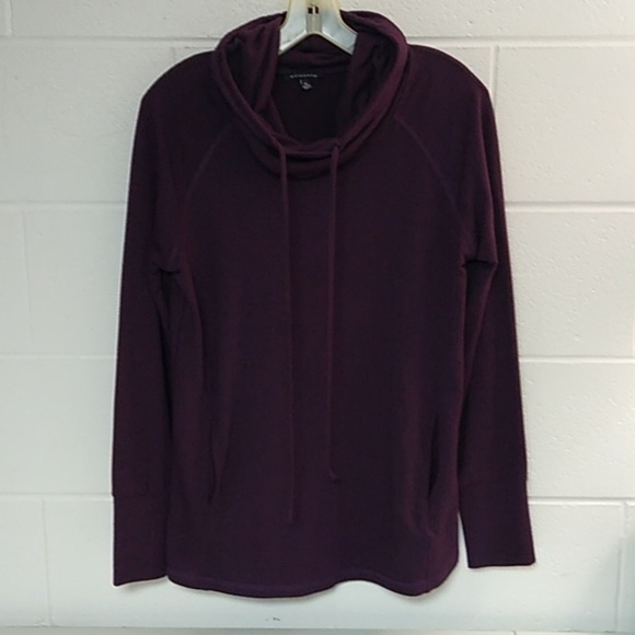 STACCATO FUNNEL NECK SOFT LONG SLEEVE, TEE SHIRT TUNIC IN RICH PLUM. - Picture 7 of 7